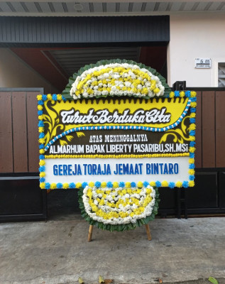 Papan Bunga Duka di Bantarbolang